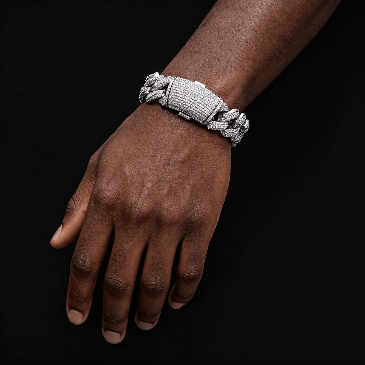 Iced Out Moissanite Cuban Link Bracelet for Men – S925 Silver Heavy 20mm Hip Hop Bangle 7-9 Inch | GRA Certified Silver - KRWN Fine Jewelry